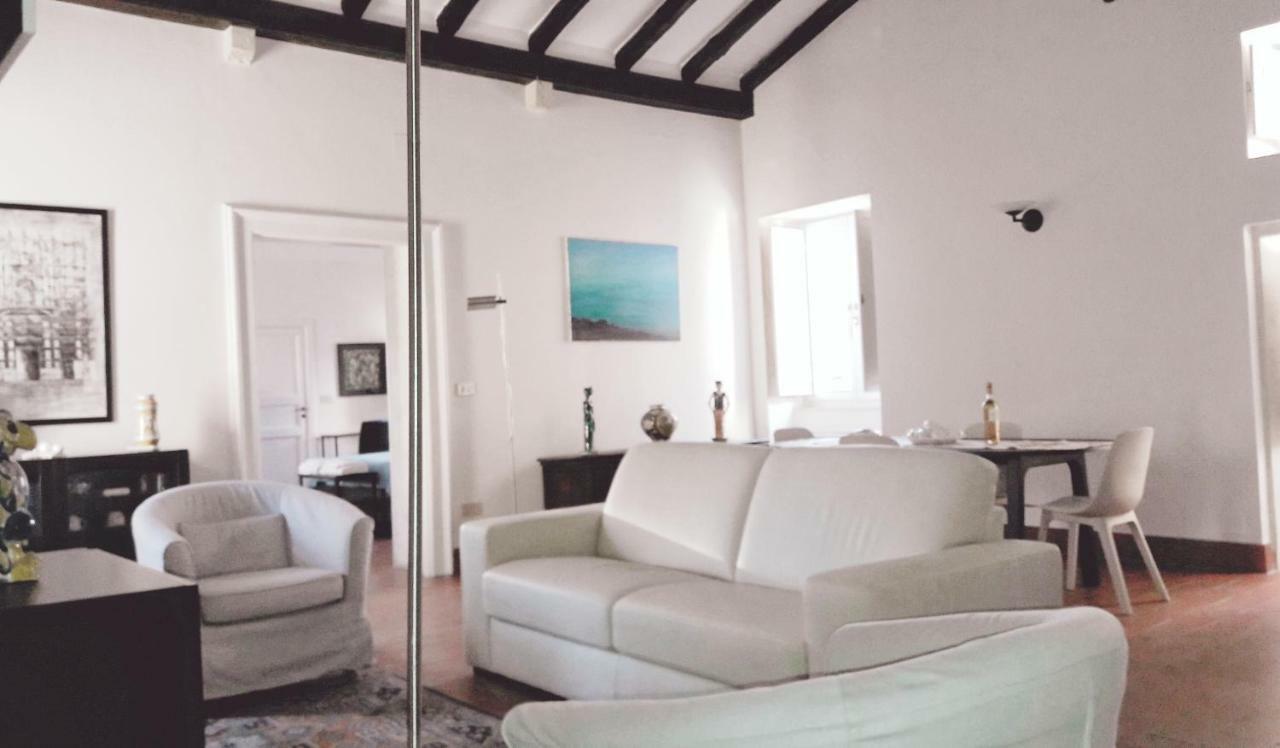 Incantevole In Palazzo Storico Ortigia Apartamento